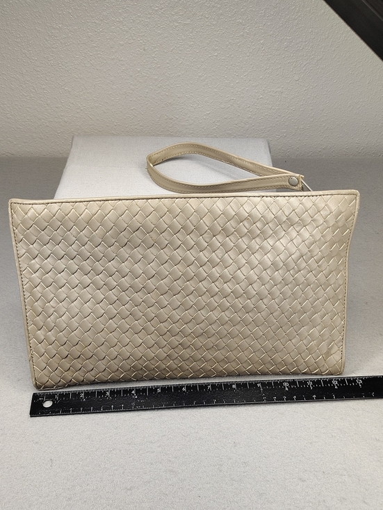 De Numa Handbags - De Numa brand bag features a distinctive woven leather exterior neutral beige